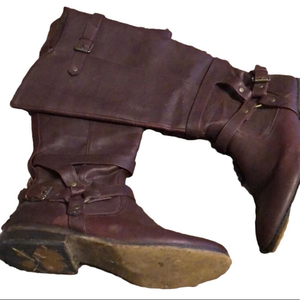 BCBG size 10 Medium brown leather boots great